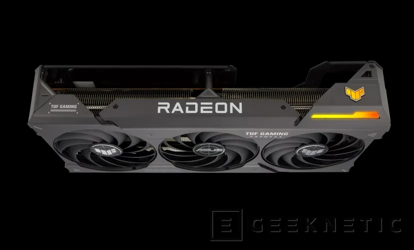 Geeknetic ASUS presenta las nuevas Radeon RX 7800 XT y RX 7700 XT de la serie TUF Gaming, que llega en color blanco por primera vez 4
