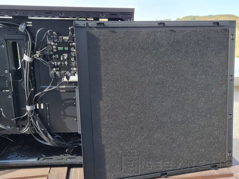 Geeknetic Be quiet! Shadow Base 800 FX Review 6