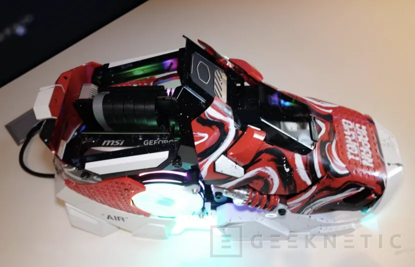 Geeknetic Cooler Master Sneaker X Bounce: Un PC inspirado en zapatillas deportivas del que solo habrá 1.000 unidades 2
