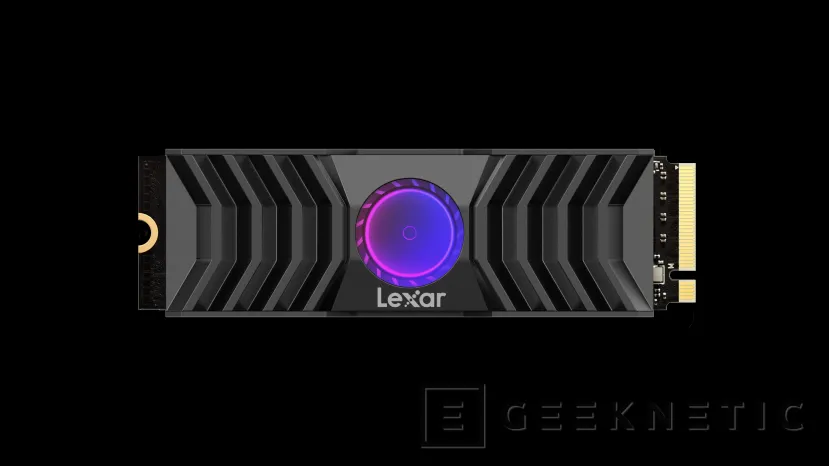 Geeknetic Lexar ha mostrado sus discos SSD con hasta 12.000 MB/s y memoria DDR5 a 8.400 MHz 1