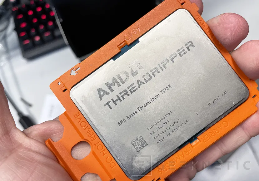 Geeknetic AMD Ryzen Threadripper 7970X Review 14