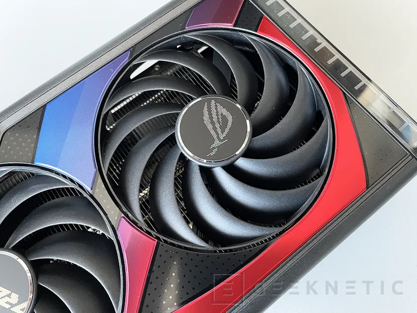Geeknetic ASUS ROG STRIX NVIDIA GeForce RTX 4070 Ti Super OC Review 18