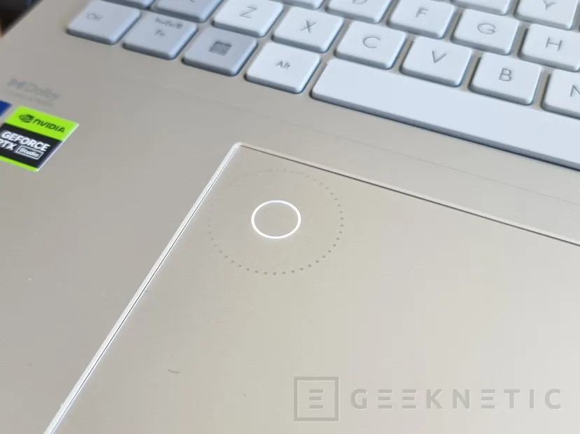 Geeknetic ASUS Vivobook Pro 16X OLED Review 10
