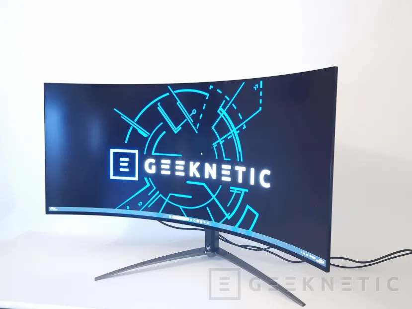 Geeknetic ACER Predator X45 OLED Review 2