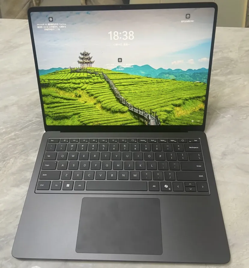 Geeknetic Se filtra un nuevo Surface Laptop con Core Ultra 268V &quot;Lunar Lake&quot; 1