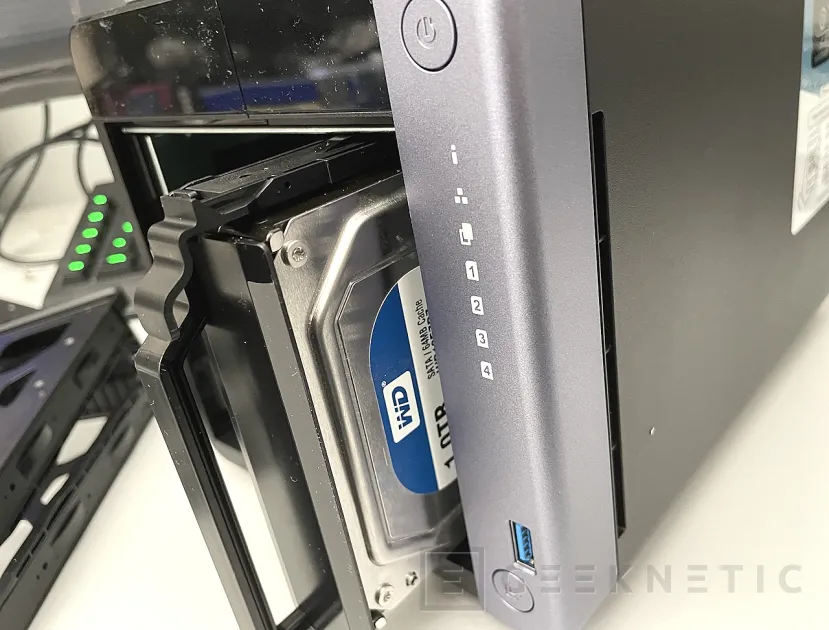 Geeknetic Qnap NAS TS-432X Review 14