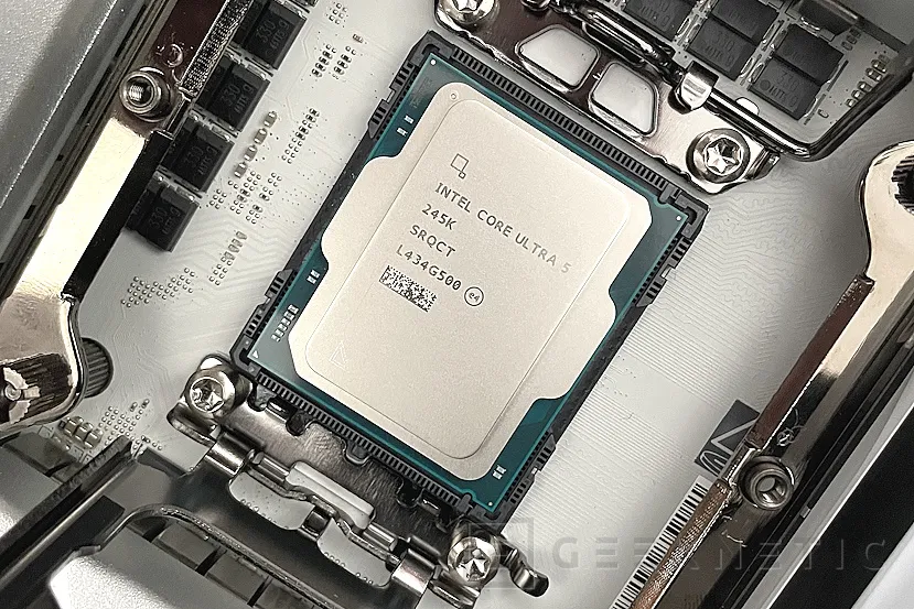 Intel Core Ultra 5 245K