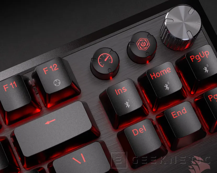 Geeknetic El Teclado Corsair K70 recibe dos versiones Core TKL con conectividad inalámbrica y nuevos interruptores 2