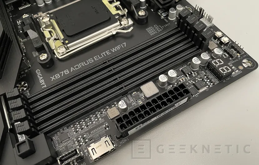 Geeknetic Gigabyte X870 AORUS ELITE WIFI7 Review 8