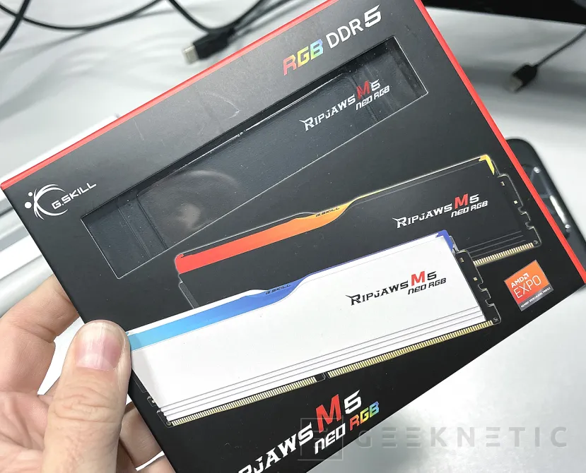 Geeknetic G.Skill Ripjaws M5 Neo RGB DDR5-6000 CL28 Review 3