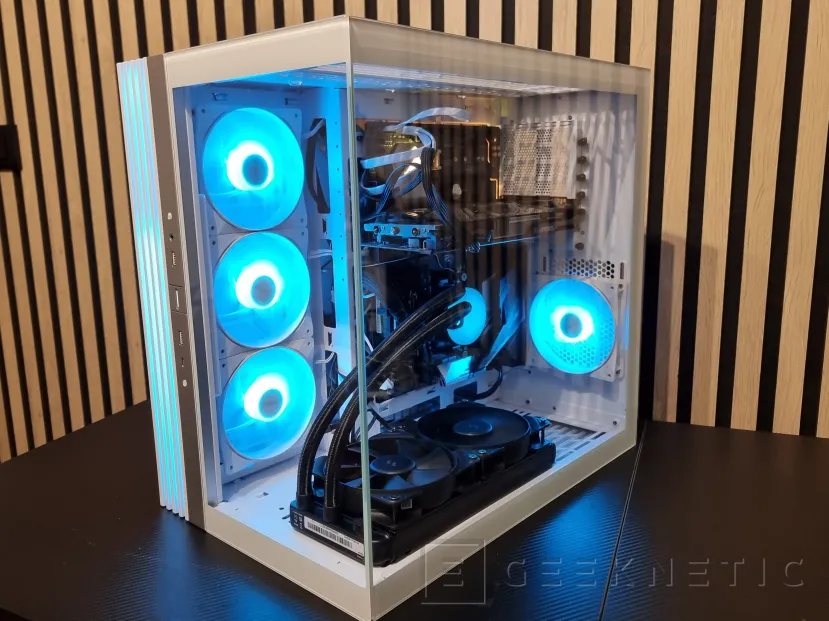 Geeknetic be quiet! Light Base 600 LX White Review 17