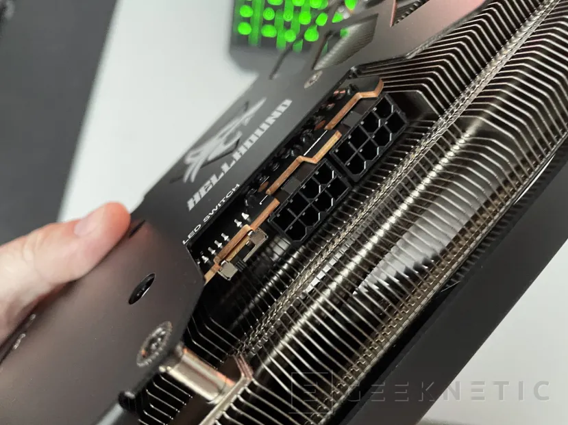 Geeknetic PowerColor HellHound AMD Radeon RX 7900 GRE Review 17