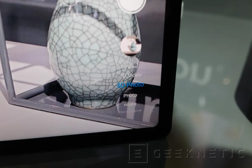 Geeknetic ZTE anuncia la segunda versión de su tablet nubia 3D II capaz de convertir y mostrar imágenes 3D asistida por IA 2