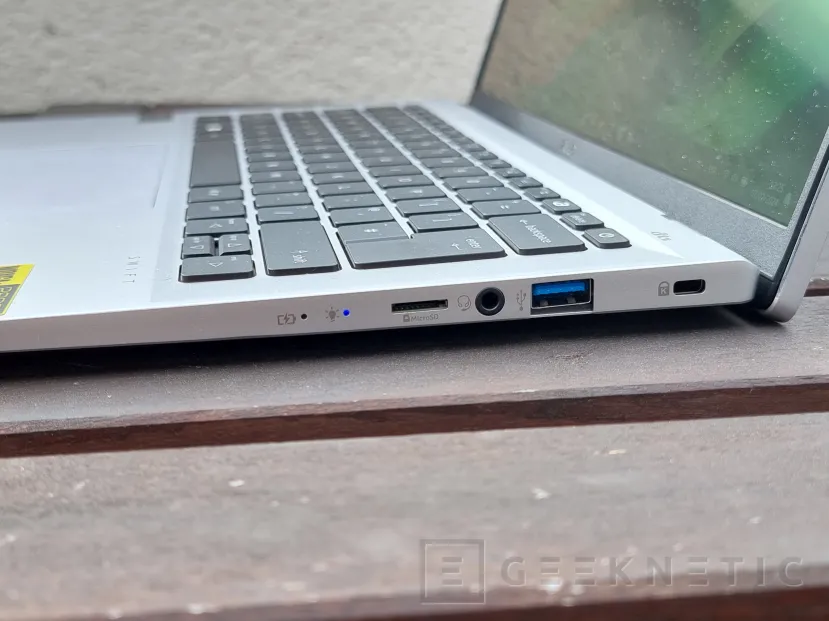 Geeknetic ACER Swift GO 14 OLED Review 5