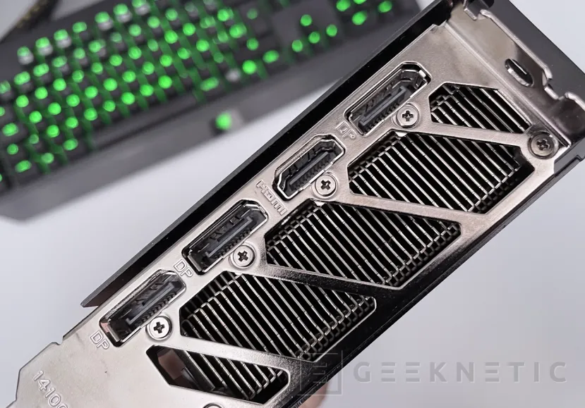 Geeknetic ACER Predator BiFrost AMD Radeon 7600 OC Review 5