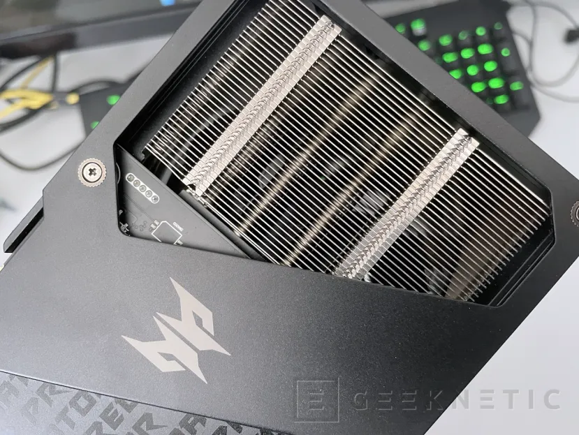 Geeknetic ACER Predator BiFrost AMD Radeon 7600 OC Review 10
