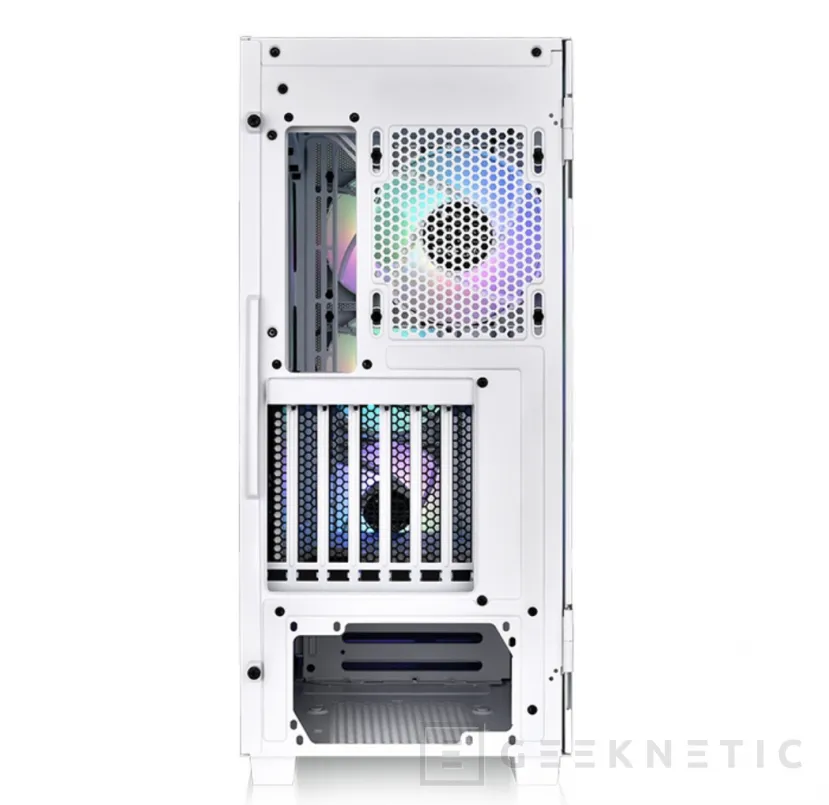 Geeknetic La Thermaltake S250 TG ARGB llega con soporte para radiadores de 420 mm y GPUs en vertical 2