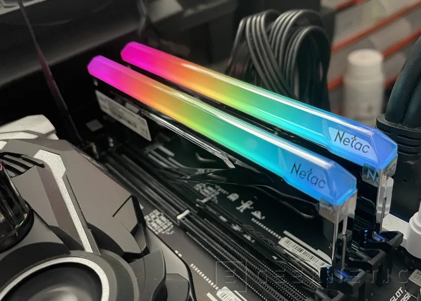 Geeknetic Netac Z RGB DDR5 7200 32GB C34 Review 19