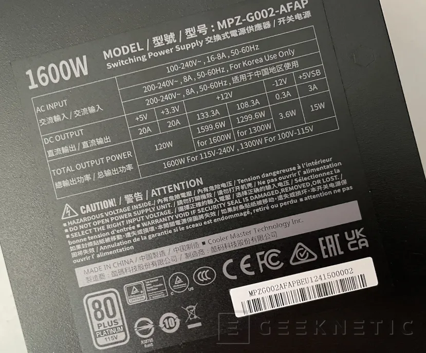 Geeknetic Cooler Master V PLATINUM 1600 V2 Review 4