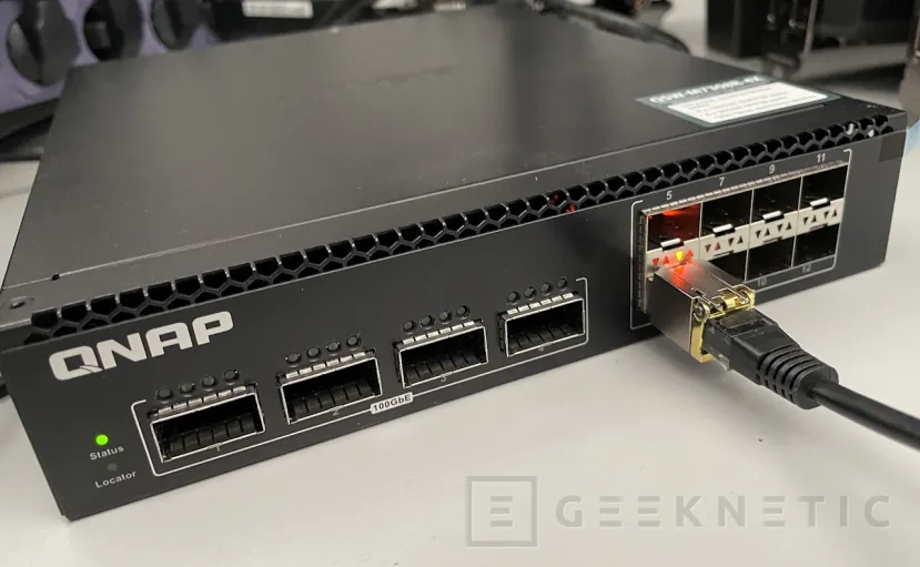 Geeknetic QNAP QSW-M7308R-4x Review 11