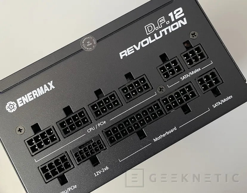 Geeknetic Enermax REVOLUTION D.F. 12 850W Review 9