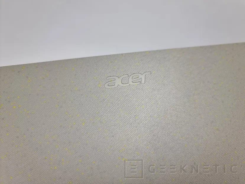 Geeknetic ACER Aspire Vero 16 AV16-51P Review 4