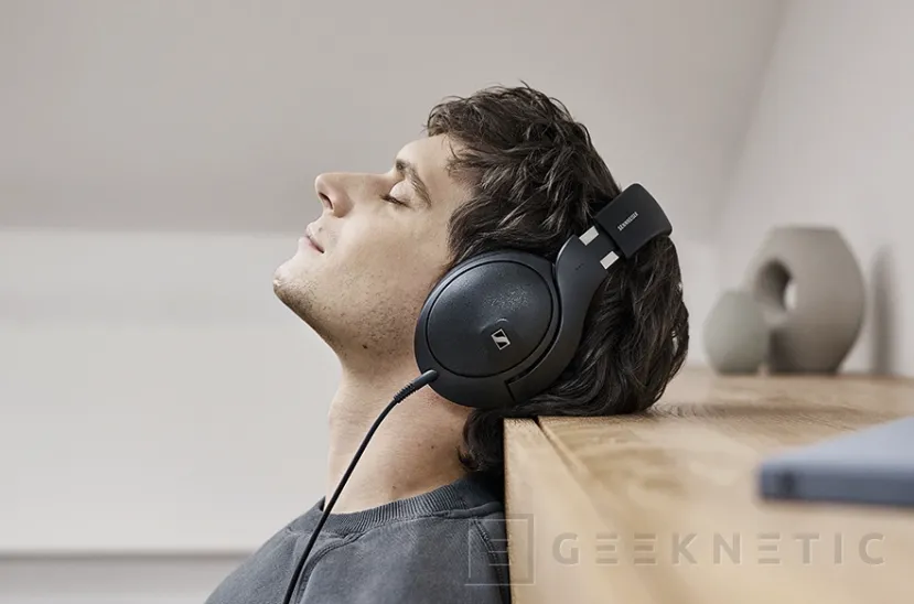 Geeknetic Nuevos auriculares Sennheiser HD 620S de diadema cerrada 1