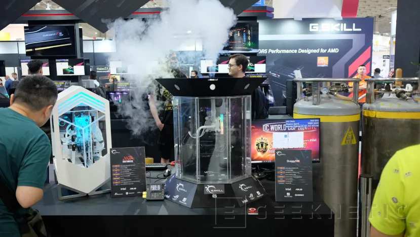 Geeknetic G.Skill at COMPUTEX 2024: DDR5 Memories at 10,600 MT/s, RL AiO with Interchangeable LCD Head and Keyboards with 8K Polling 18