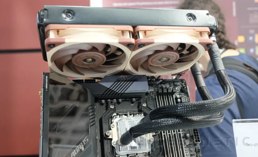 Geeknetic Noctua is working on a Thermosiphon effect AiO liquid cooling prototype that does not need a pump to work 1