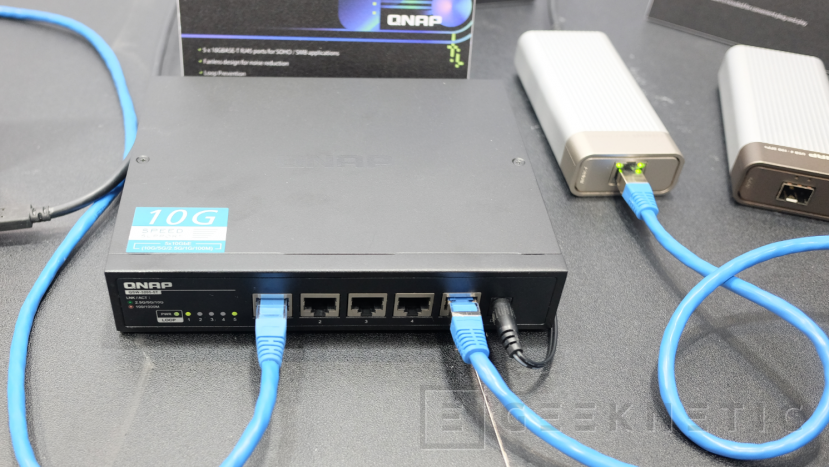 Geeknetic QNAP enseña en Computex 2024 sus nuevas soluciones con USB4, 25 GbE, y NPUS externas para IA 8
