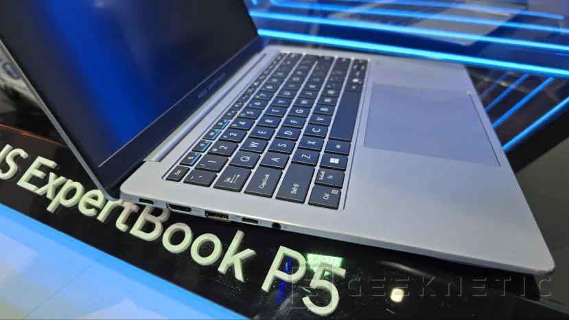 Geeknetic Los portátiles ASUS Expertbook P5 están hechos para la empresa y llegan con los Intel de próxima generación 3