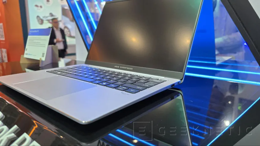 Geeknetic Los portátiles ASUS Expertbook P5 están hechos para la empresa y llegan con los Intel de próxima generación 1