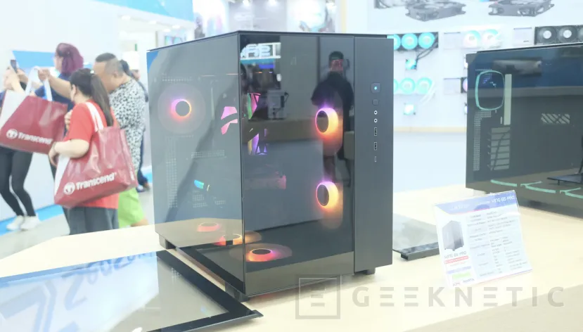 Geeknetic Diseño más compacto pero con espacio para componentes de altas prestaciones en la nueva MONTECH KING 65 PRO 2