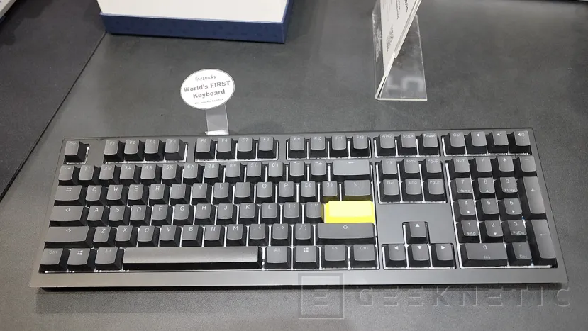 Geeknetic Ducky nos muestra el Ducky One X el primer teclado con mecanismo inductivo 1