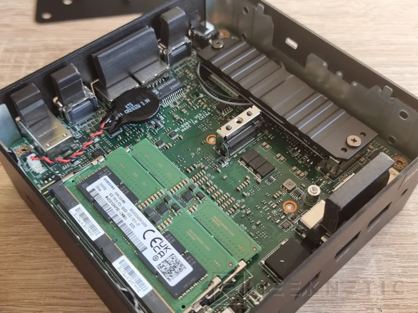 Geeknetic MSI Cubi NUC 1M Review 25