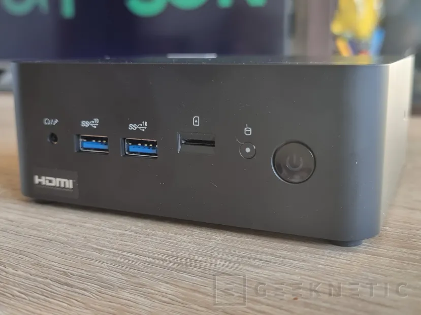 Geeknetic MSI Cubi NUC 1M Review 3