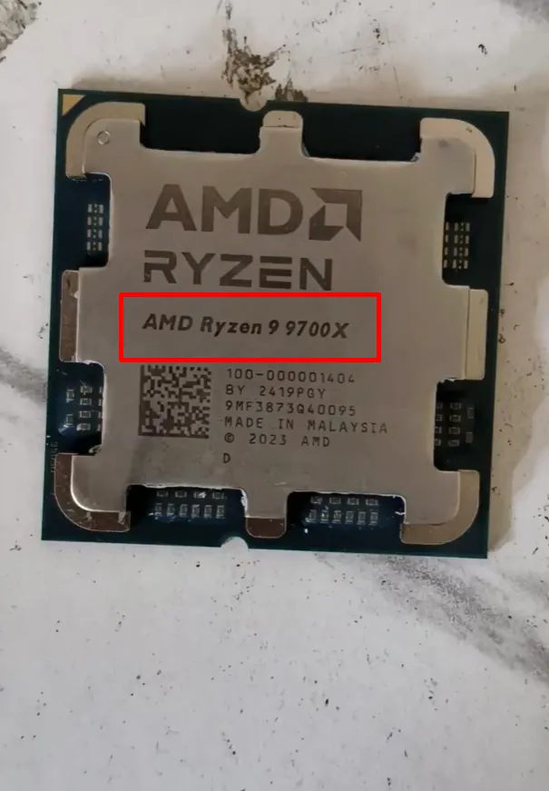 Geeknetic Un problema tipográfico en los Ryzen 7 9700X marcado como Ryzen 9 ha provocado los retrasos en su disponibilidad 1