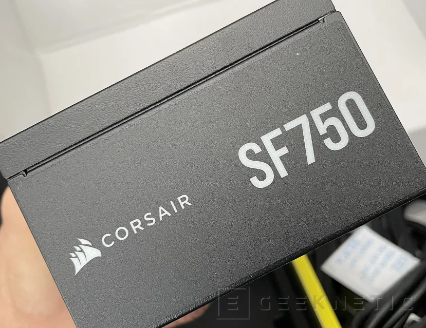 Geeknetic Corsair SF Series SF750 2024 Review 7