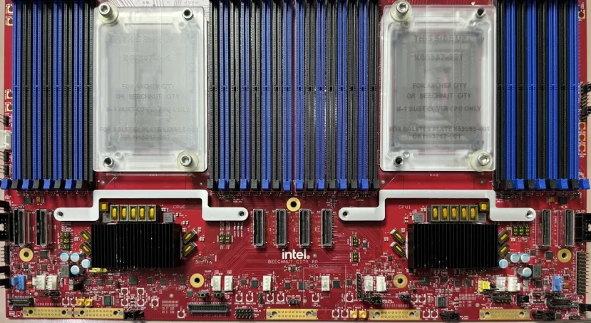 Geeknetic Intel Xeon 6 6780E Preview 9