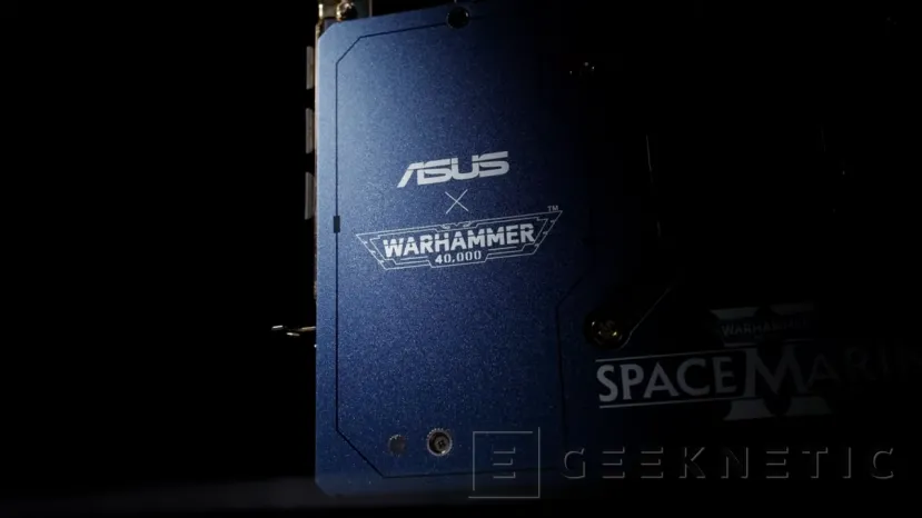 Geeknetic ASUS muestra un poco más de su gráfica AMD Radeon TUF Gaming en colaboración con WARHAMMER 40000 1