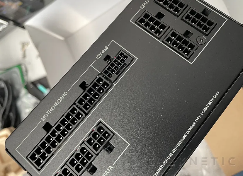 Geeknetic Corsair RMx Series RM750x 2024 Review 4