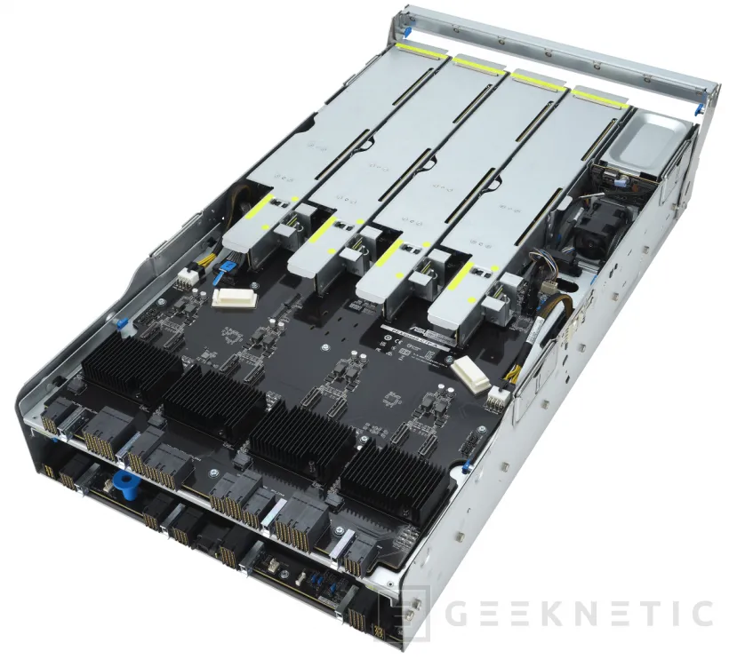 Geeknetic ASUS ESC N8-E11, un servidor para Inteligencia artificial basado en la plataforma NVIDIA HGX H200 con 8 GPUs 2