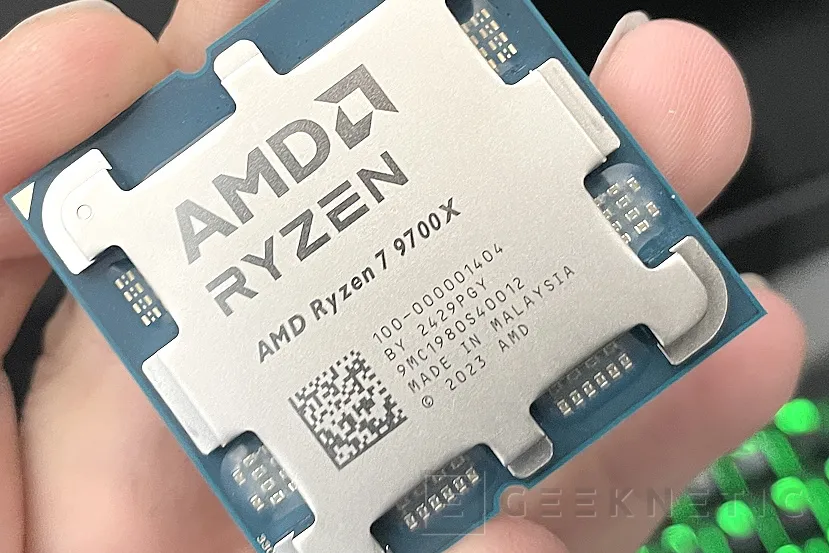 AMD Ryzen 7 9700X