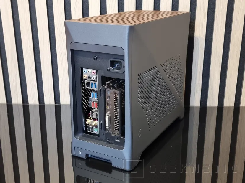 Geeknetic Fractal Design ERA 2 Review 29