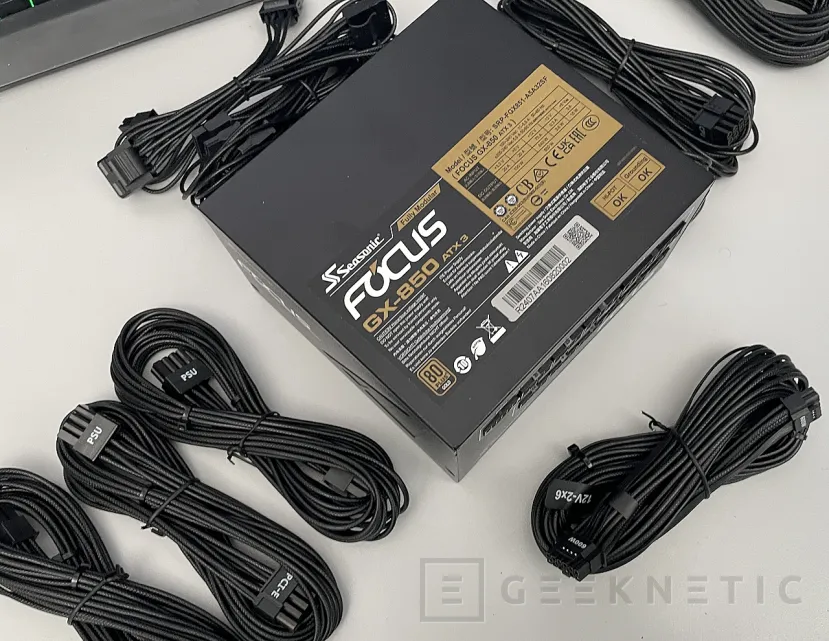 Geeknetic Seasonic Focus GX-850 2024 ATX3 Review 15