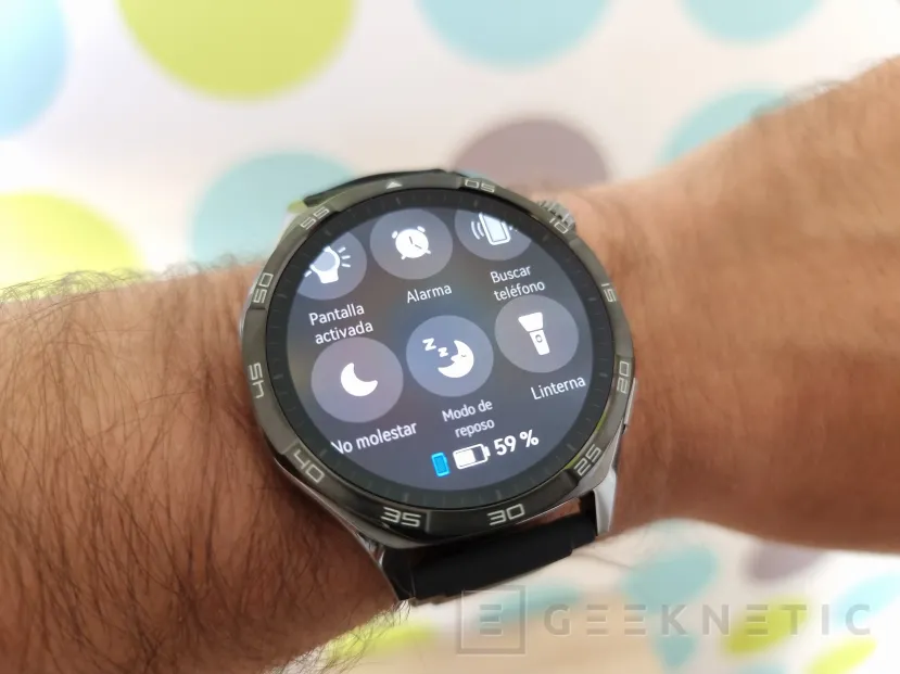 Geeknetic Huawei Watch GT 5 Review 13