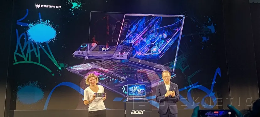 Geeknetic Acer surprises with Project DualPlay: A gaming laptop with integrated detachable controllers 3