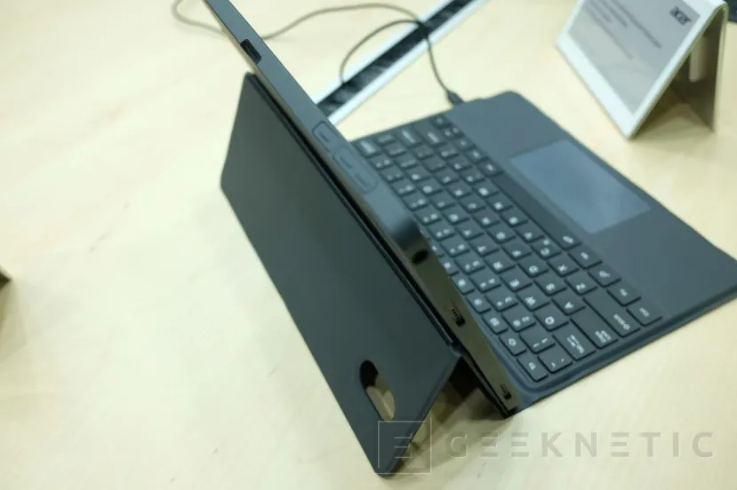 Geeknetic Mediatek Helio G99 and 2.5K AMOLED display on the new Acer Iconia X12 3 tablet