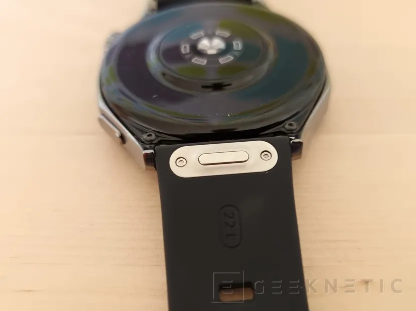 Geeknetic Huawei Watch GT 5 Review 4