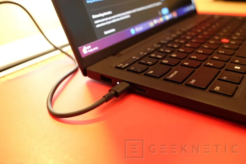 Geeknetic Los portátiles Lenovo Yoga e IdeaPad llegan con procesadores Intel Core Ultra 200V, AMD Ryzen AI y Snapdragon X Plus 1